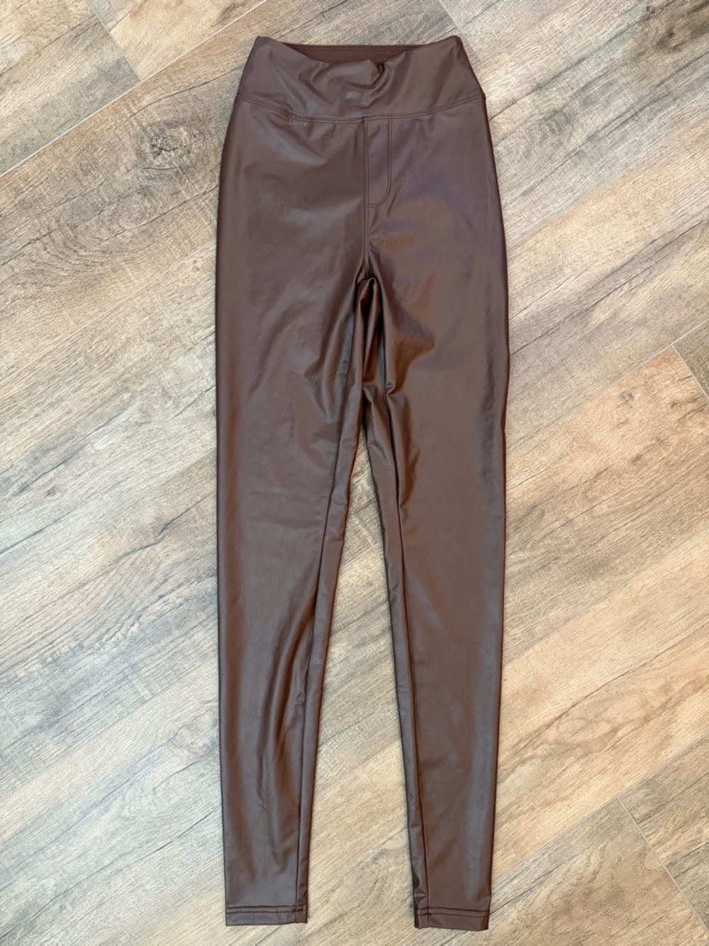 aerie OFFLINE Real Luxe Legging Women XS Brown Faux Leather Chic Minimalist Soft